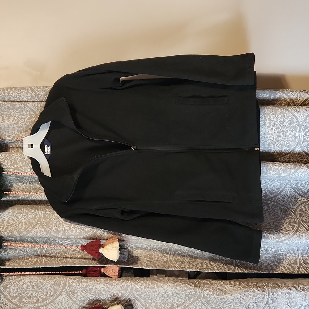 Set of Lands End Polar Fleeces - Picture 2 of 8